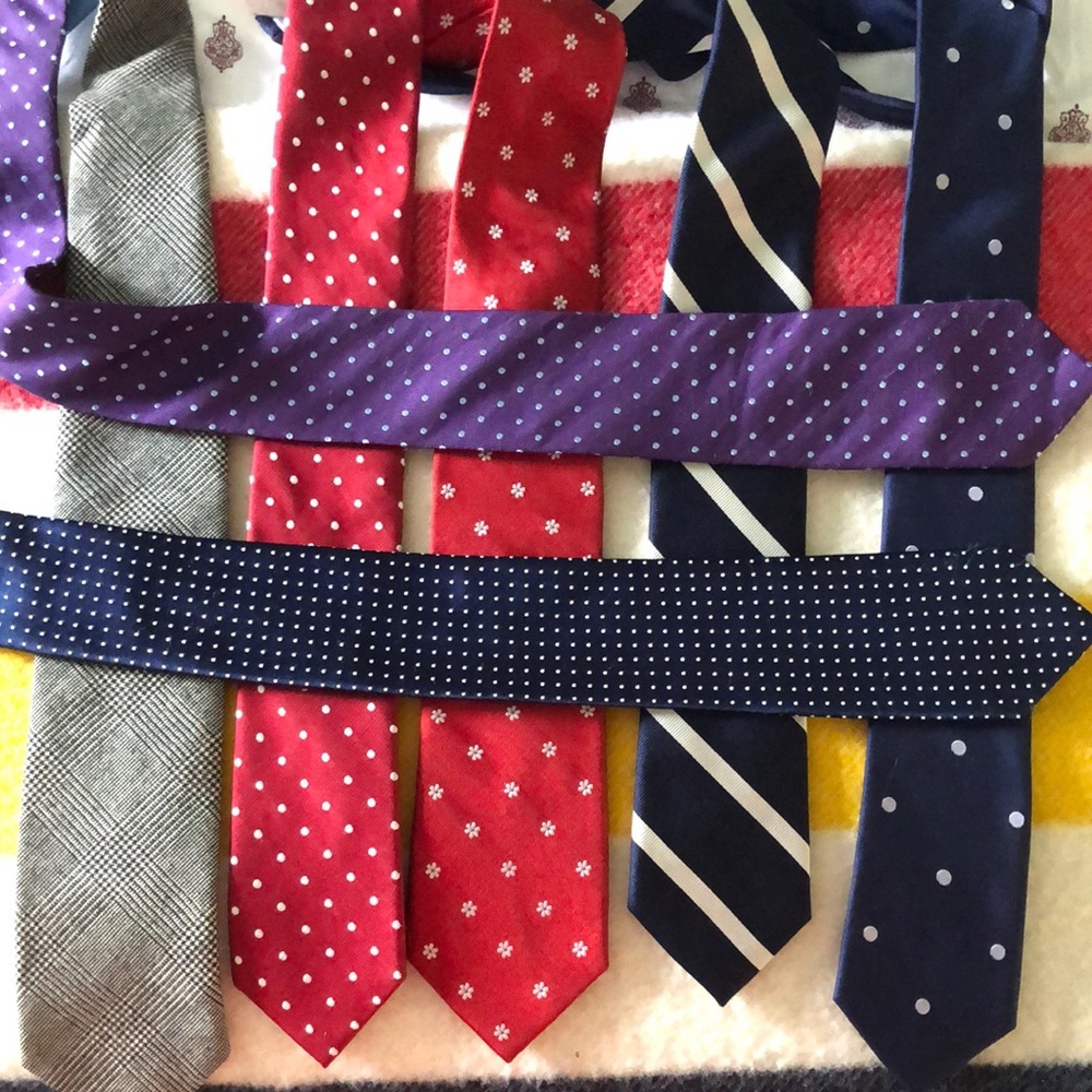Ties - Hilfiger (6/silk), Brooks Brothers (1/wool)